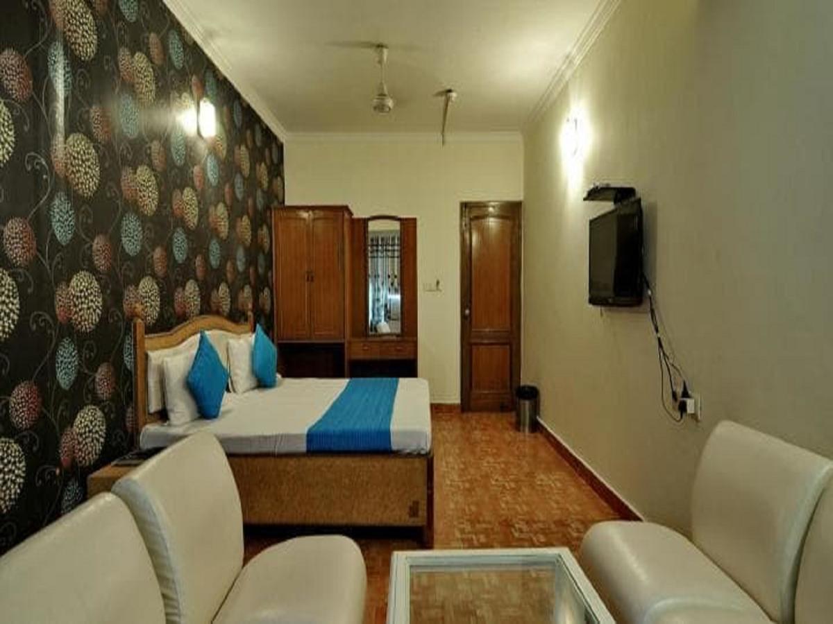 Hotel Haryana Chandigarh Exterior photo